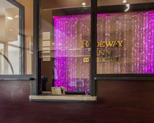  - Rodeway Inn Bronx Zoo