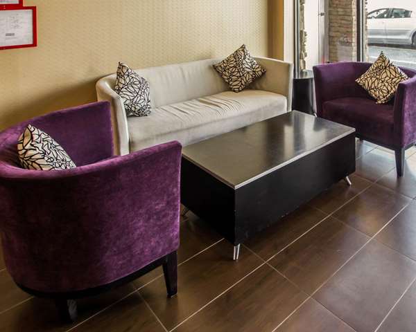  - Rodeway Inn Bronx Zoo