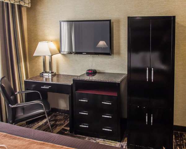 Suite - Rodeway Inn Bronx Zoo