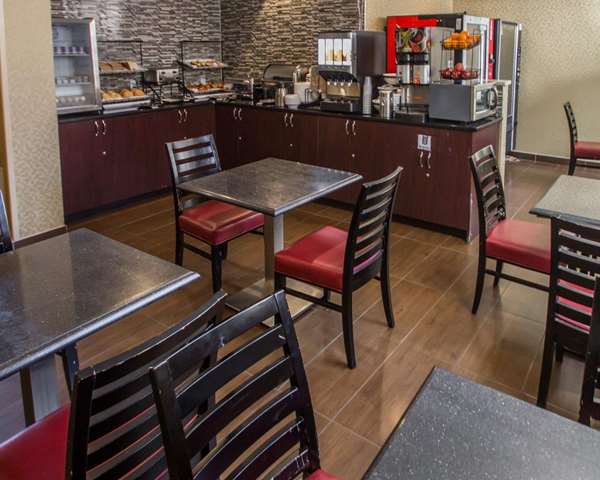 Amenities - Rodeway Inn Bronx Zoo