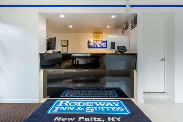  - Rodeway Inn & Suites New Paltz