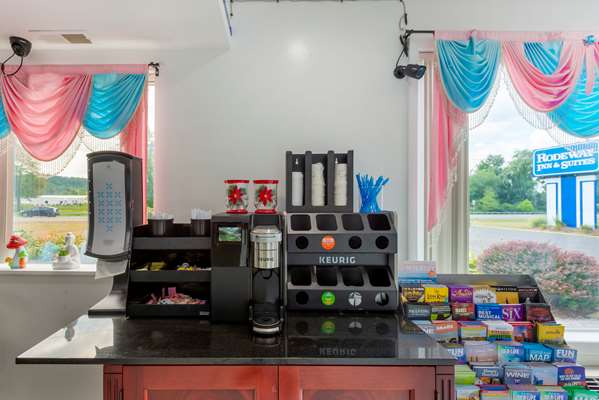  - Rodeway Inn & Suites New Paltz