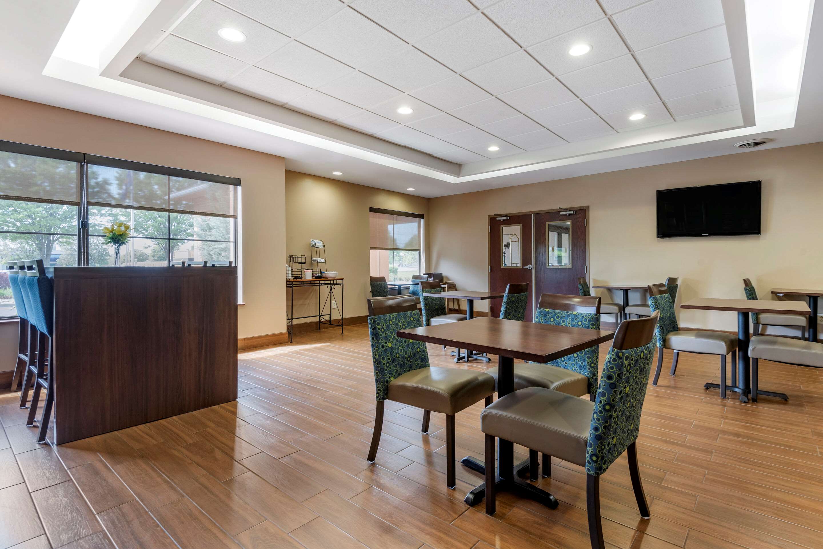 Breakfast area