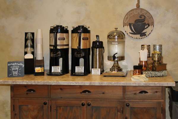 Amenities - Century House Hotel Latham