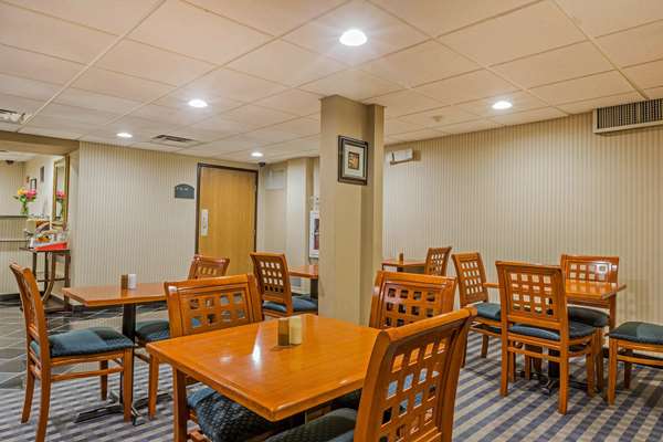 Amenities - Quality Inn Hyde Park