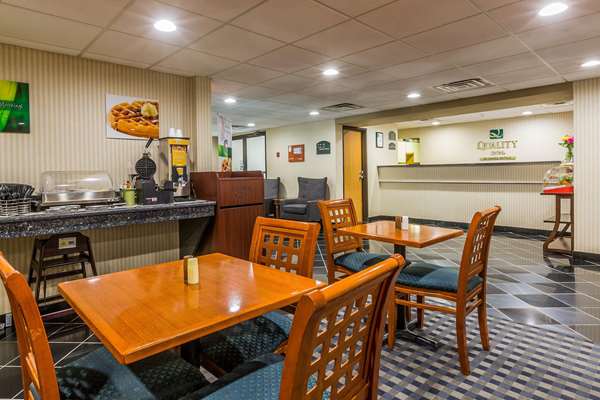 Amenities - Quality Inn Hyde Park