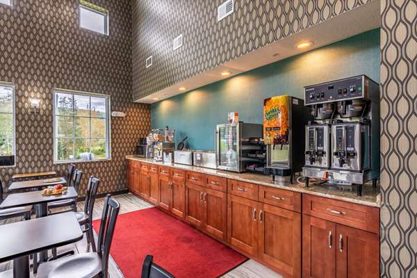 Amenities - Rodeway Inn & Suites Ithaca