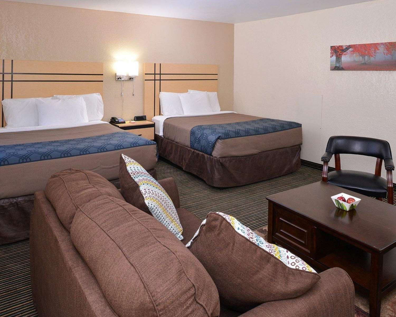 Econo Lodge Rochester, NY See Discounts