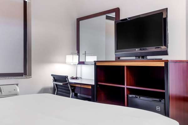  - Avion Inn Near LaGuardia Airport East Elmhurst