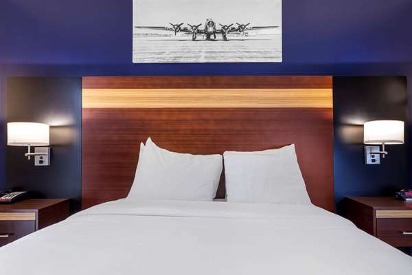  - Avion Inn Near LaGuardia Airport East Elmhurst