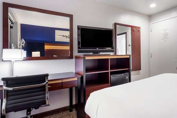  - Avion Inn Near LaGuardia Airport East Elmhurst