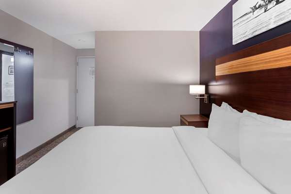  - Avion Inn Near LaGuardia Airport East Elmhurst
