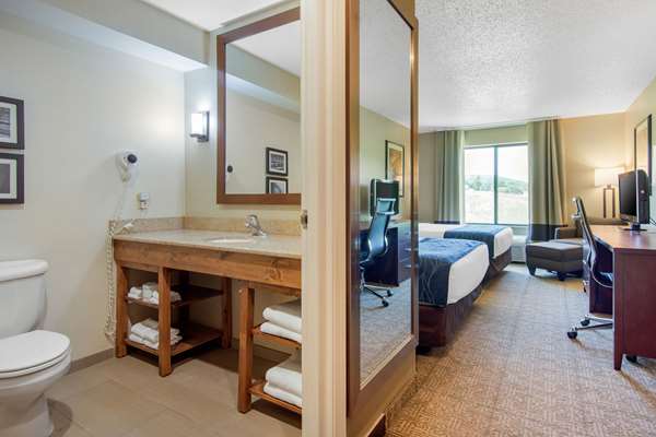  - Comfort Inn & Suites Milford