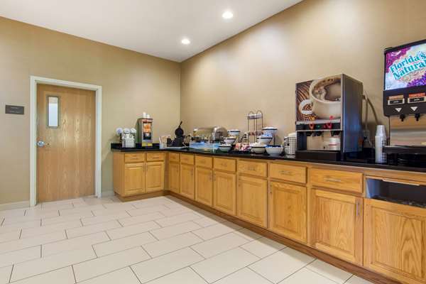 Amenities - Comfort Inn & Suites Milford