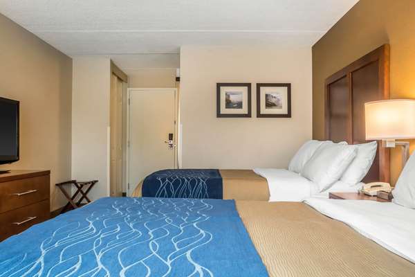  - Comfort Inn The Pointe Niagara Falls