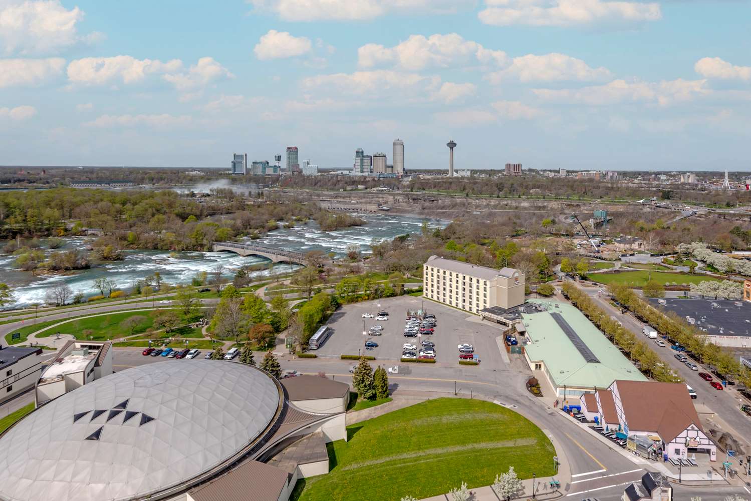 Comfort Inn The Pointe Niagara Falls, NY See Discounts