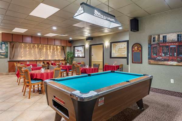 Restaurant - Quality Inn & Suites Vestal