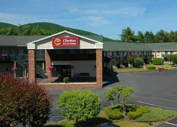 Exterior view - Clarion Inn & Suites Lake George