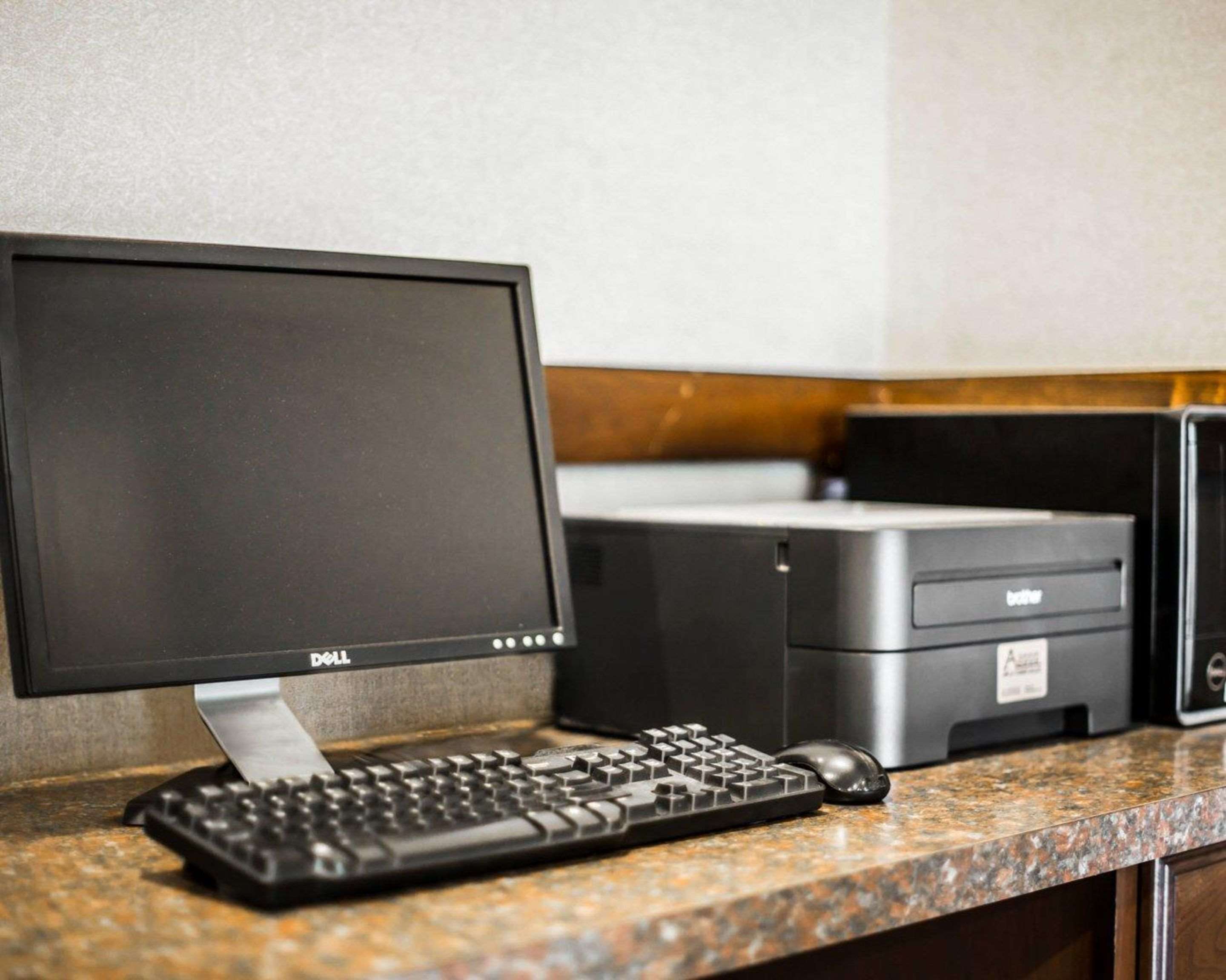 Business center with free wireless Internet access | Clarion Inn & Suites at the Outlets of Lake George