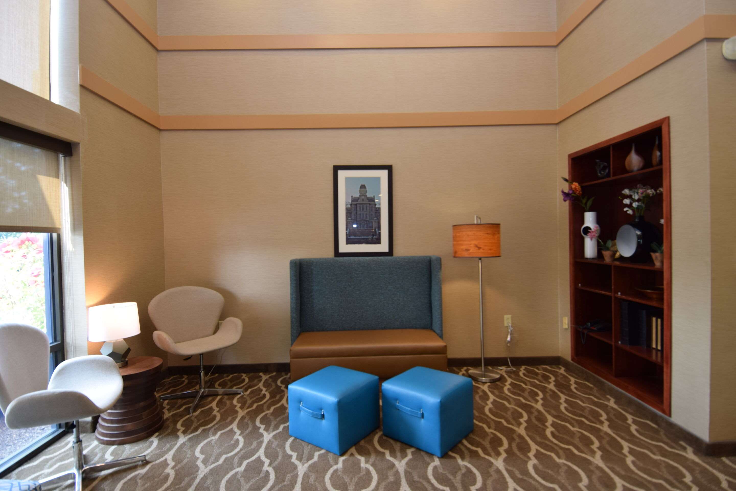 Hotel lobby | Comfort Suites Cicero - Syracuse North