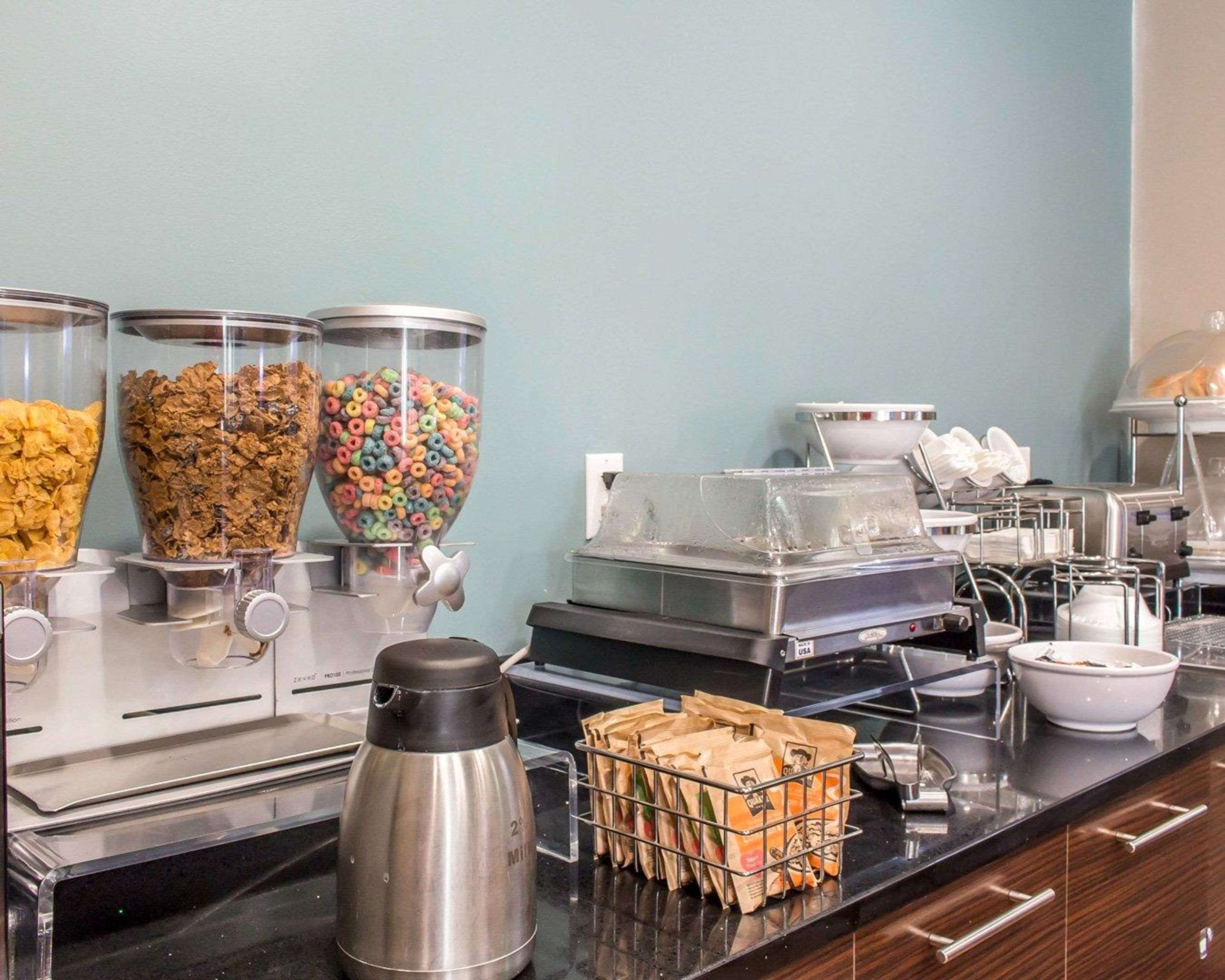 Breakfast counter | Sleep Inn Coney Island