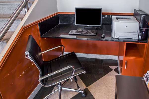 Conference Area - Sleep Inn Long Island City Queens