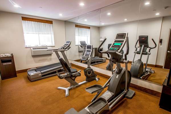 Fitness/ Exercise Room - Sleep Inn Long Island City Queens