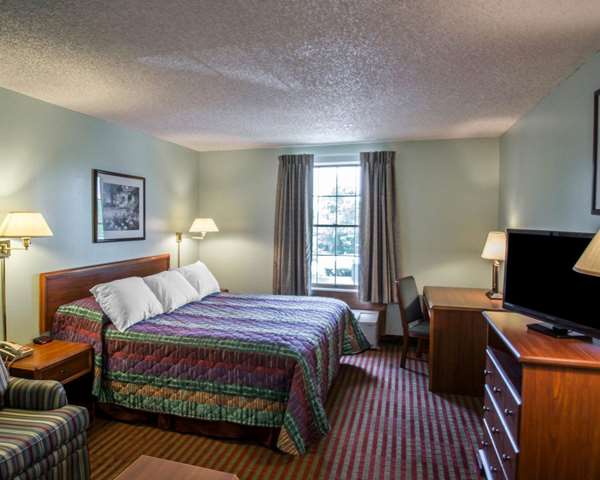  - Rodeway Inn Lakeville