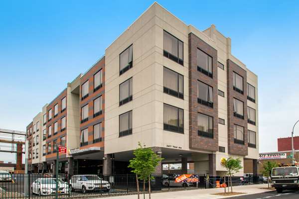 On-Site,Outdoor/Exterior,Exterior View of Building