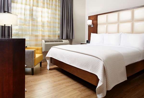  - Cambria Hotel Chelsea New York