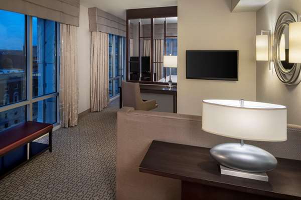 Suite - Cambria Hotel Downtown White Plains