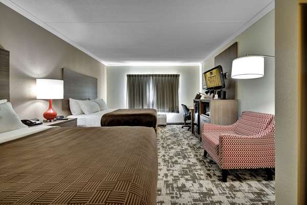  - Quality Hotel & Suites Niagara Falls
