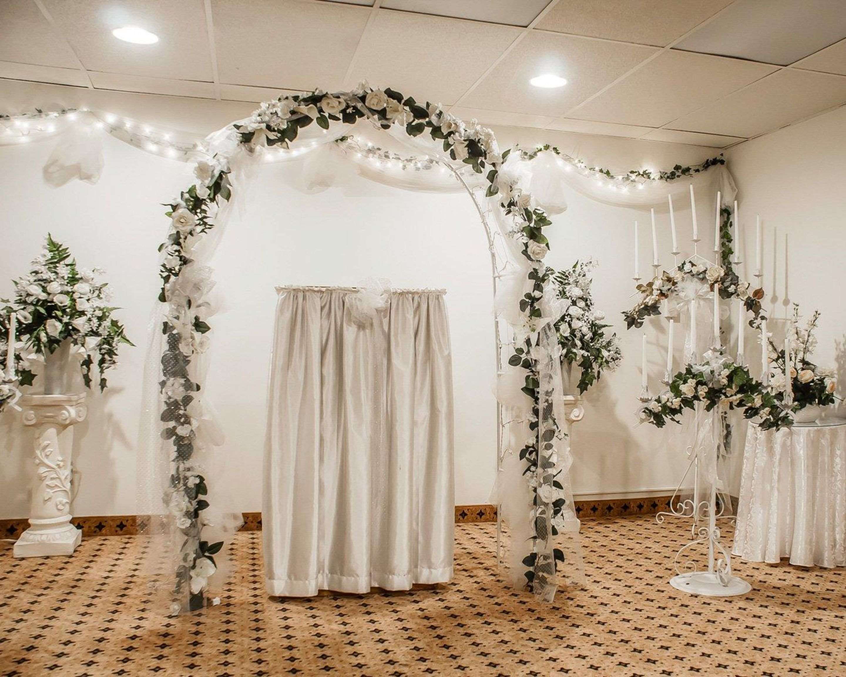 Wedding Chapel | Quality Hotel & Suites At The Falls