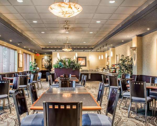 Amenities - Clarion Hotel & Suites Riverfront Oswego