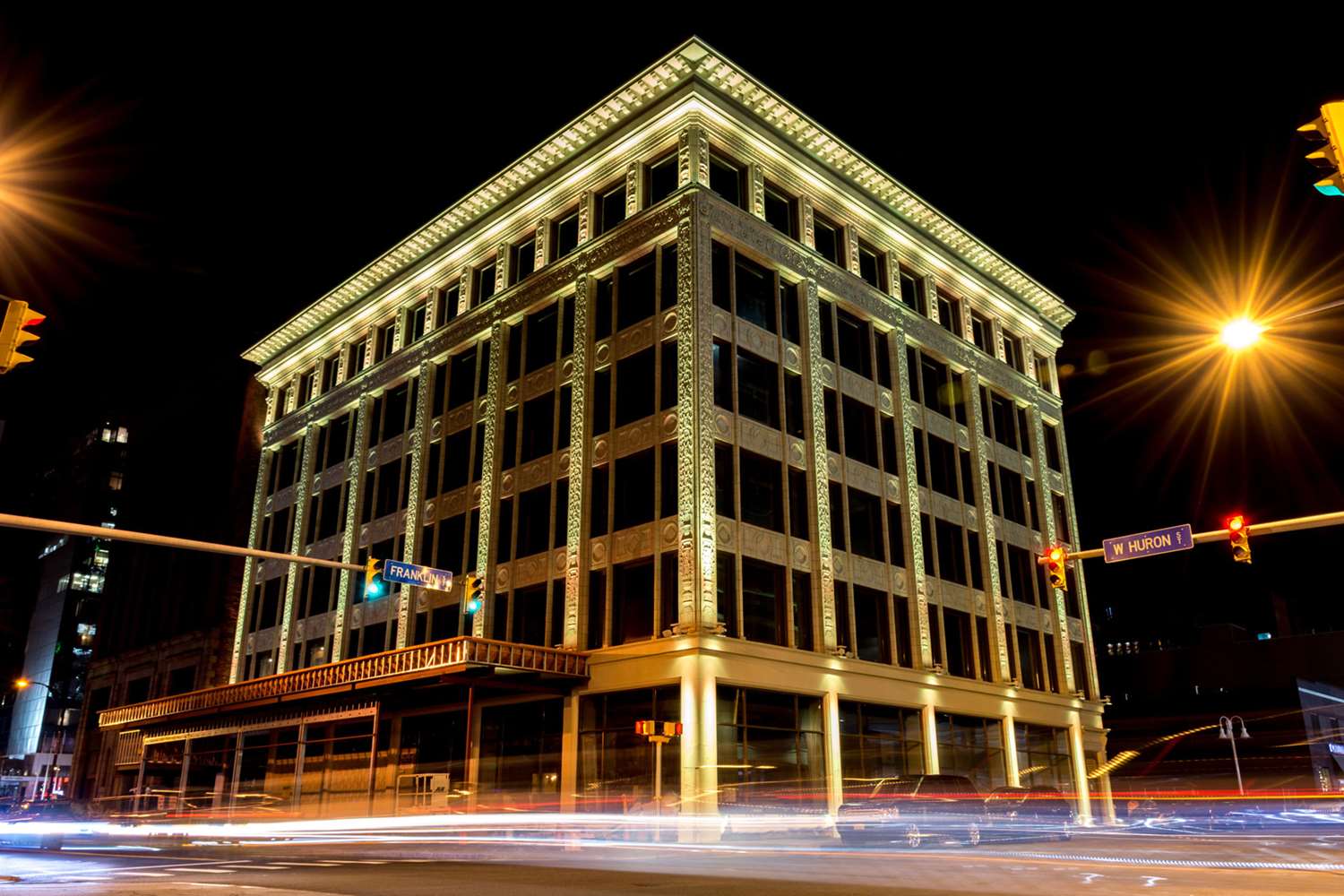 Curtiss Hotel Downtown Buffalo, NY See Discounts
