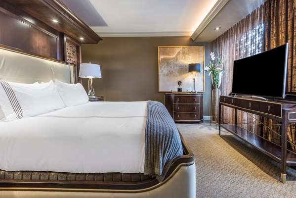 Suite - Curtiss Hotel Downtown Buffalo