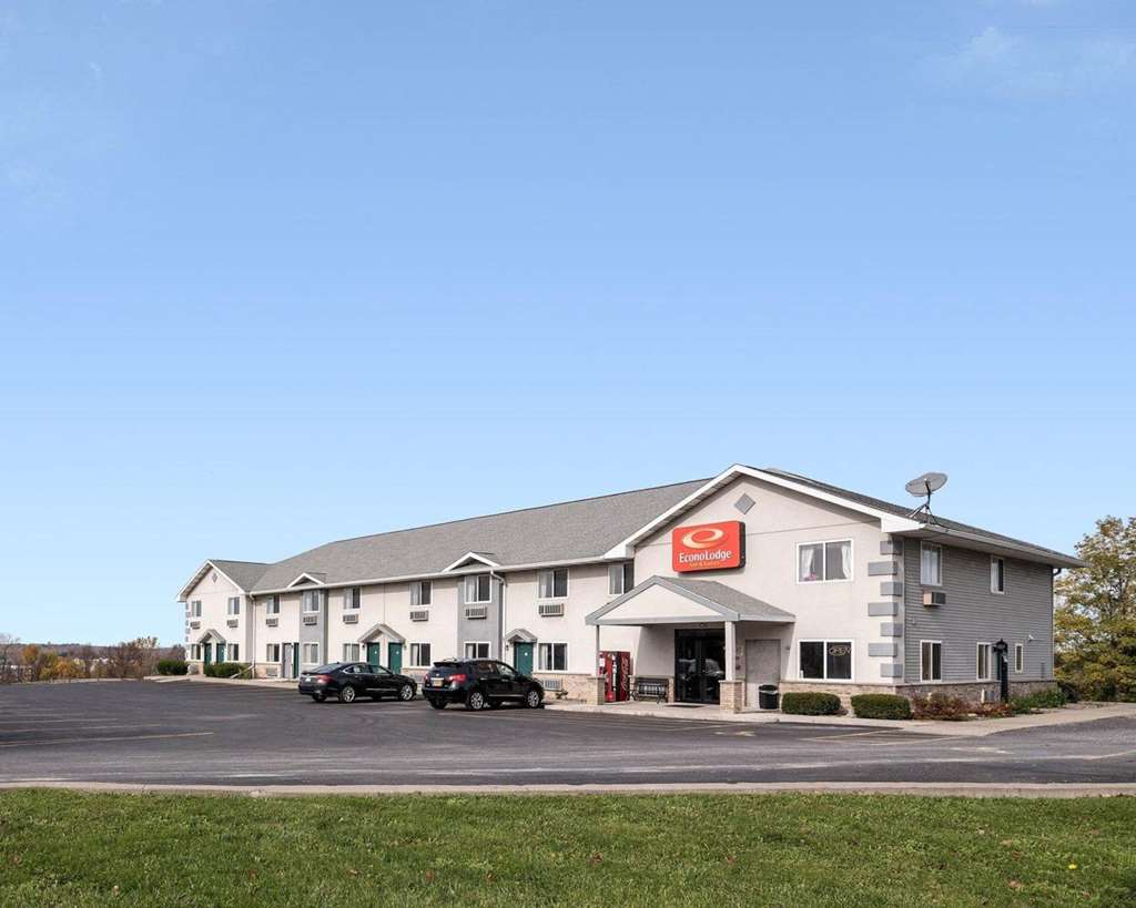 Econo Lodge Inn/Suites Canandaigua Motel