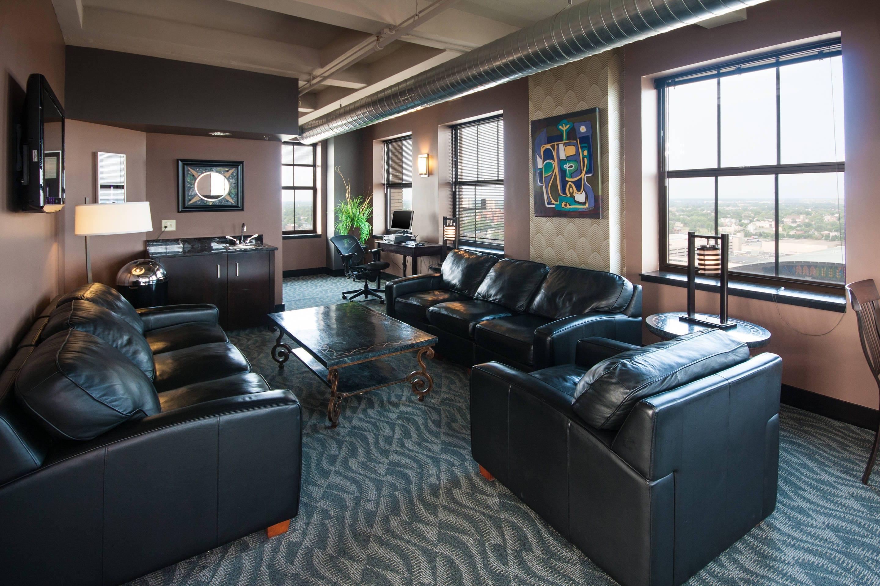 Hotel lounge | The Giacomo, Ascend Hotel Collection