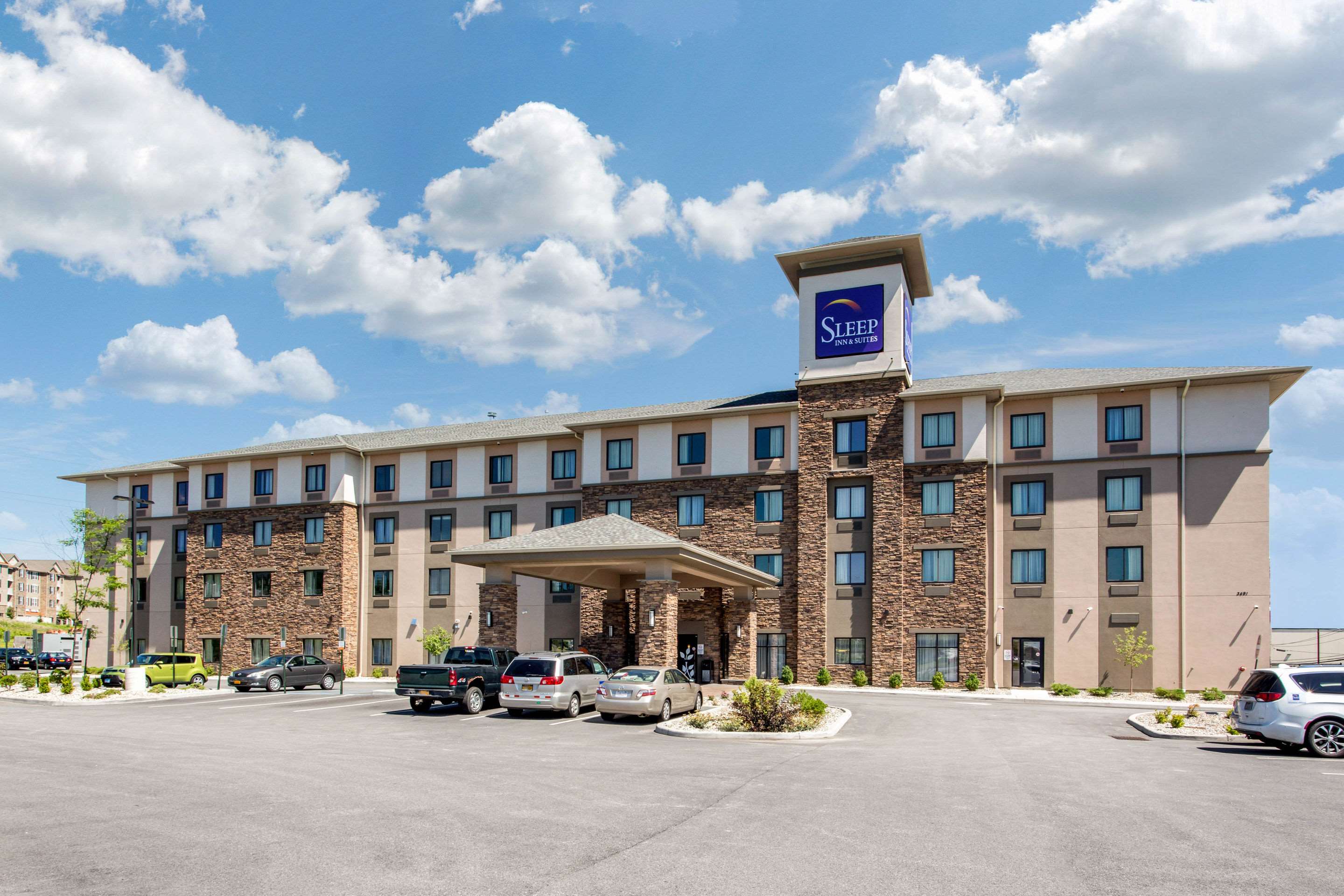 Hotel exterior | Sleep Inn & Suites Middletown - Goshen