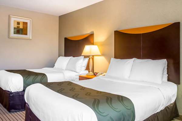  - Quality Inn Spring Valley - I-87, Exit 14