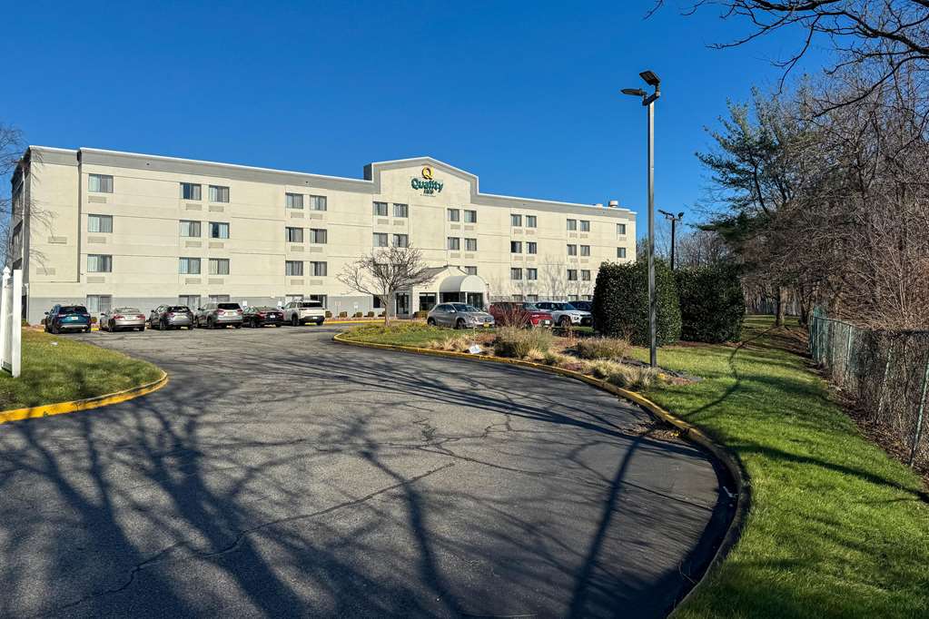 Quality Inn Spring Valley