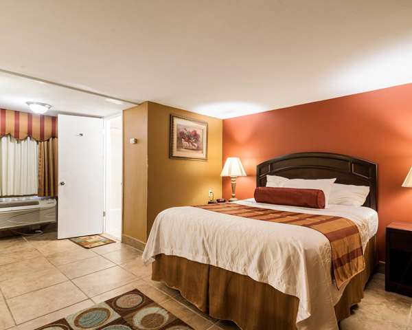  - Rodeway Inn Weedsport - I-90, Exit 40