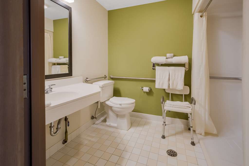 SLEEP INN-guestroom-Guest Room,Bathroom,On-Site.jpg