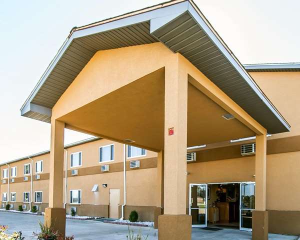 Exterior view - Quality Inn Seaman