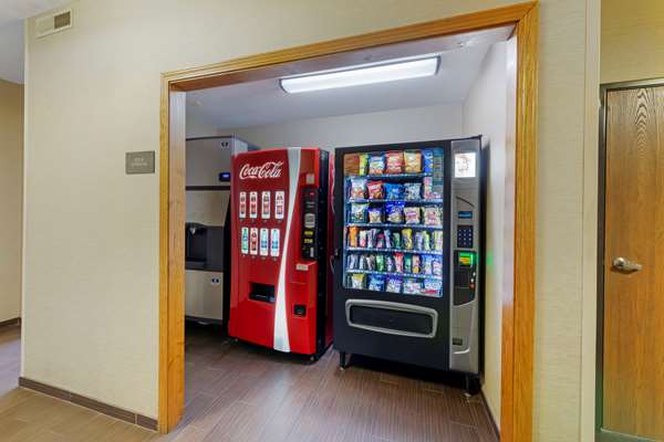  - Comfort Inn River's Edge Huron