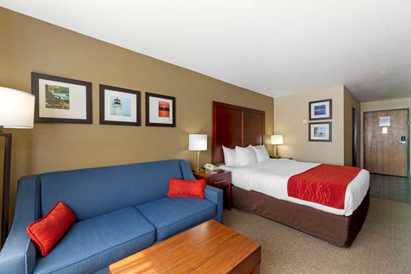  - Comfort Inn River's Edge Huron