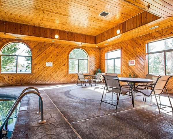 Pool - Quality Inn Greenville