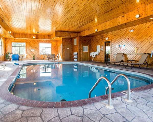 Pool - Quality Inn Greenville