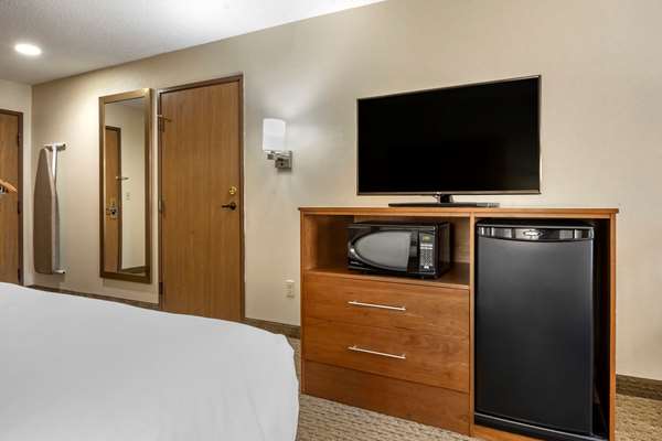  - Comfort Inn Millersburg