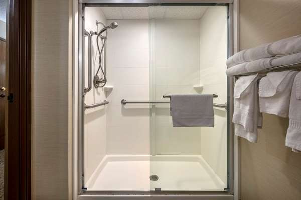  - Comfort Inn Millersburg